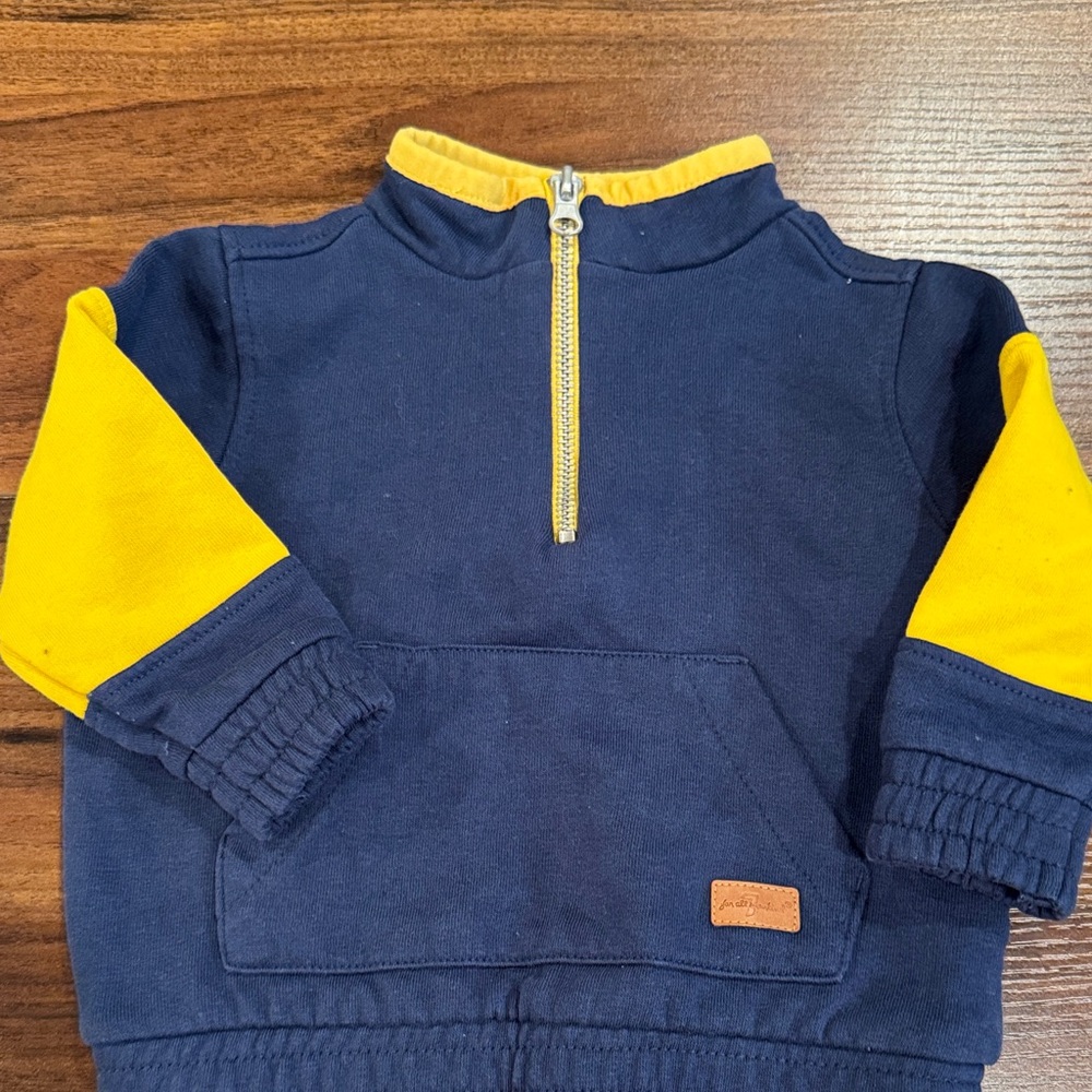 7 For All Mankind Navy and Yellow Kids Hoodie. Pre-owned like new.